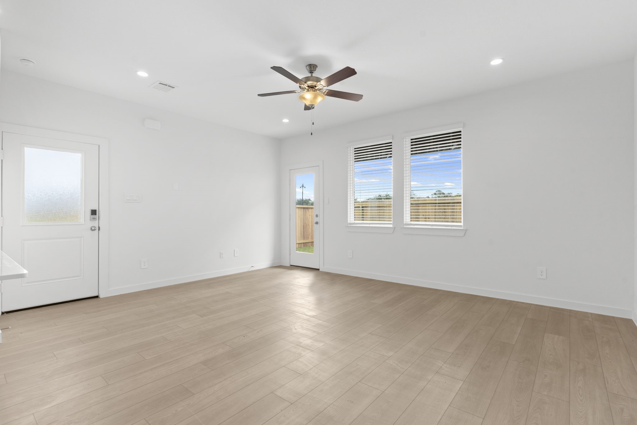 1718 Revolution Way Property Photo 10