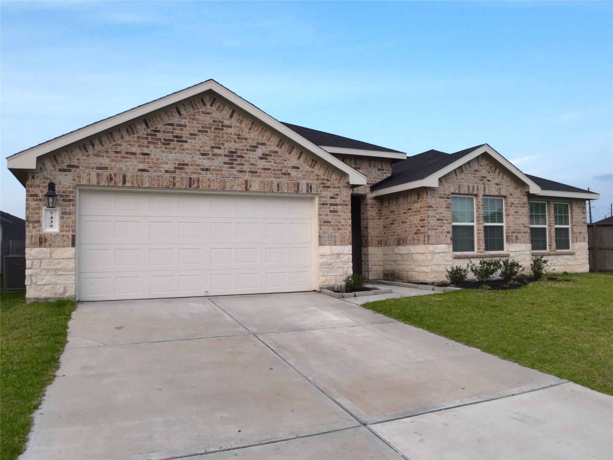 7439 Audubon Russet Drive Property Photo