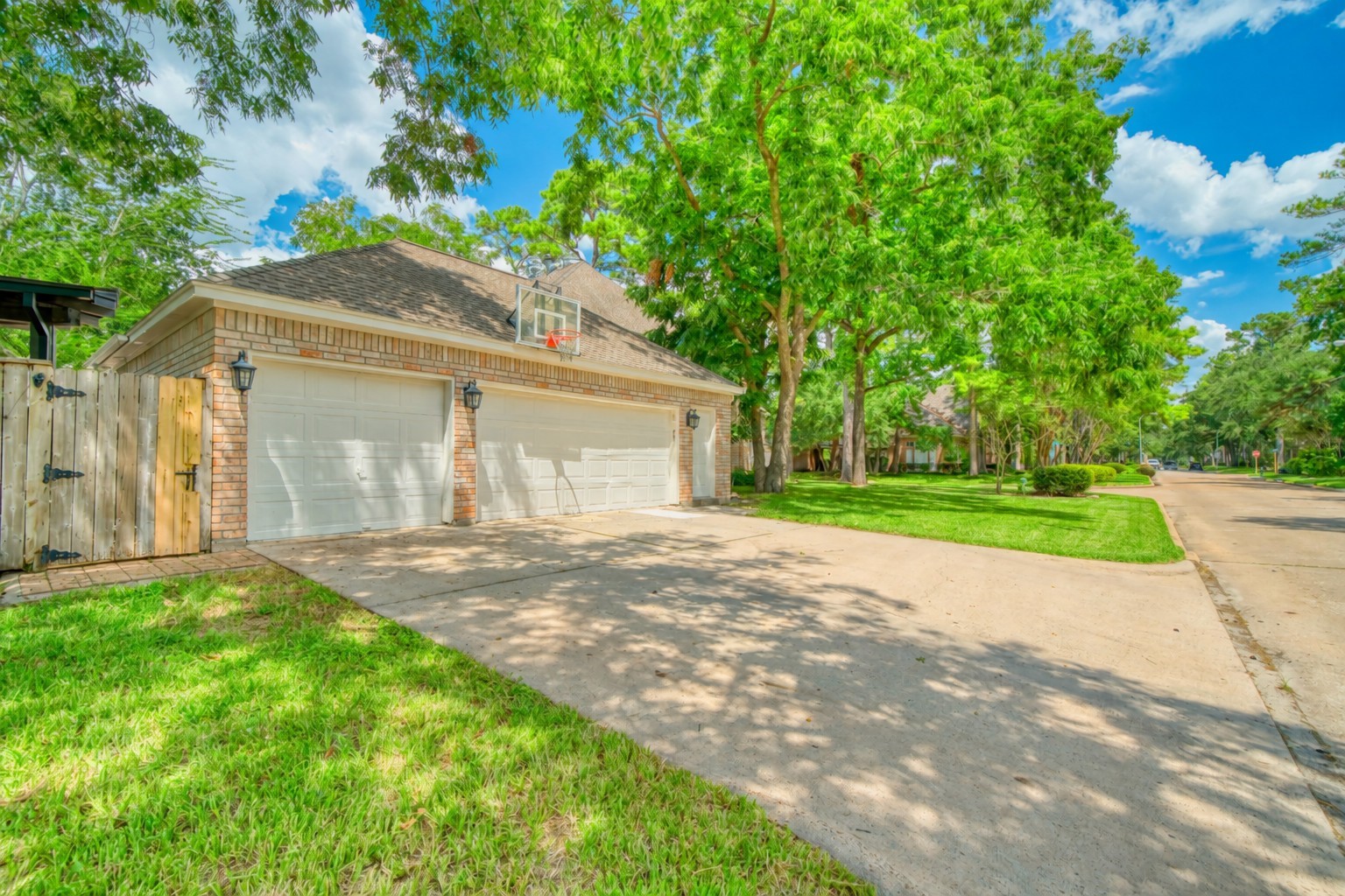14203 Championship Lane Property Photo 3