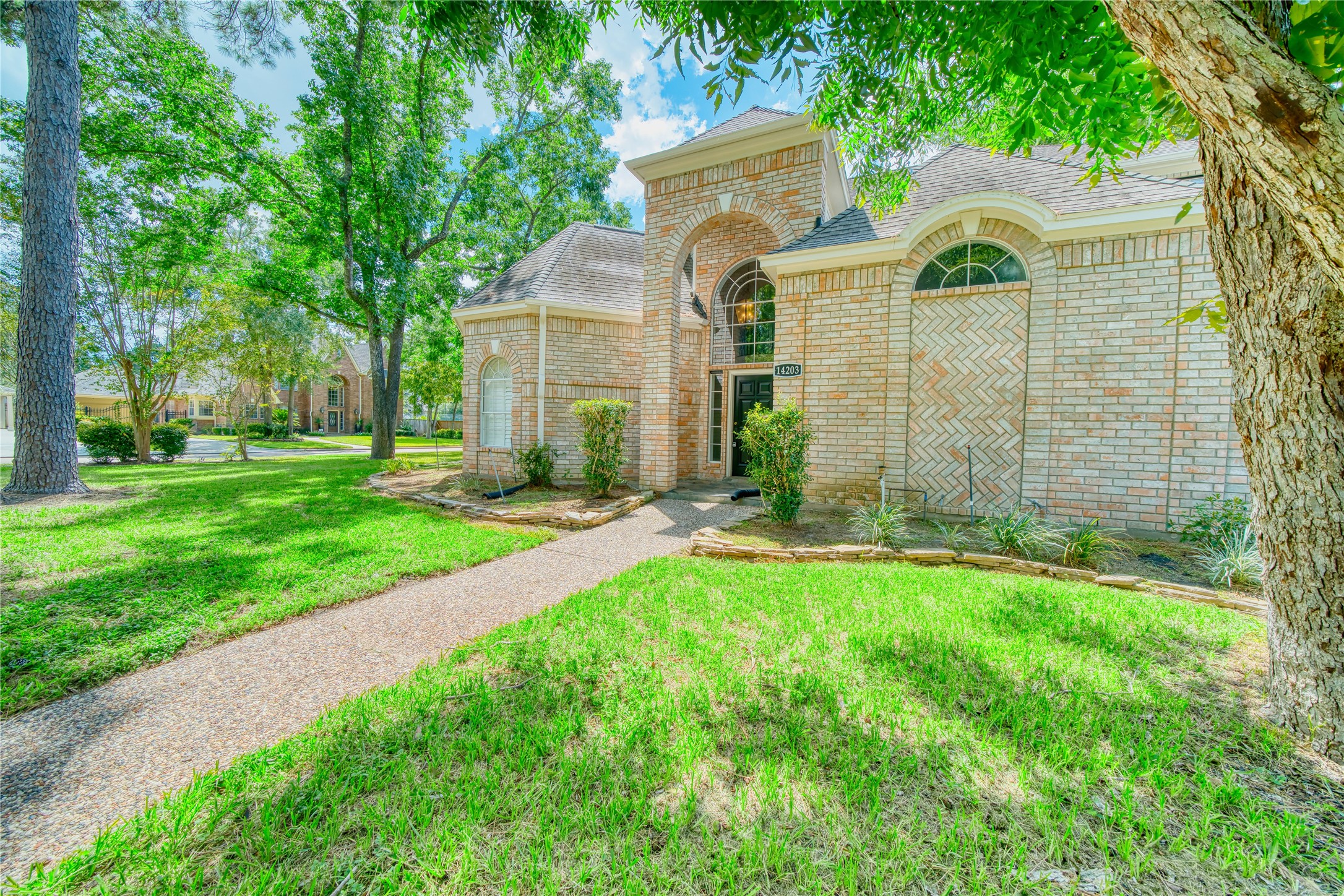 14203 Championship Lane Property Photo 5