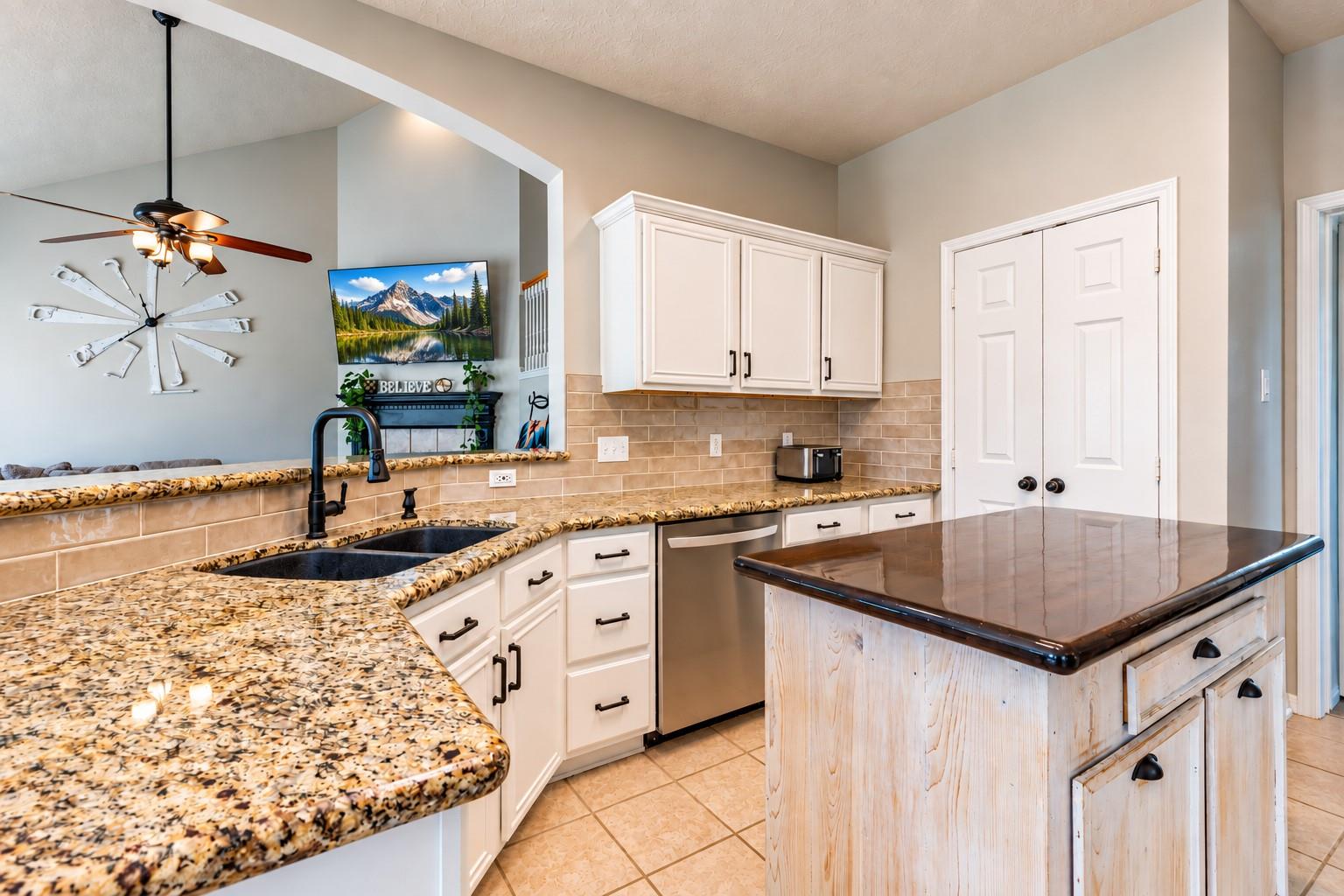 4107 E Baden Oaks Drive, Pearland Tx 77581 Property Photo 18
