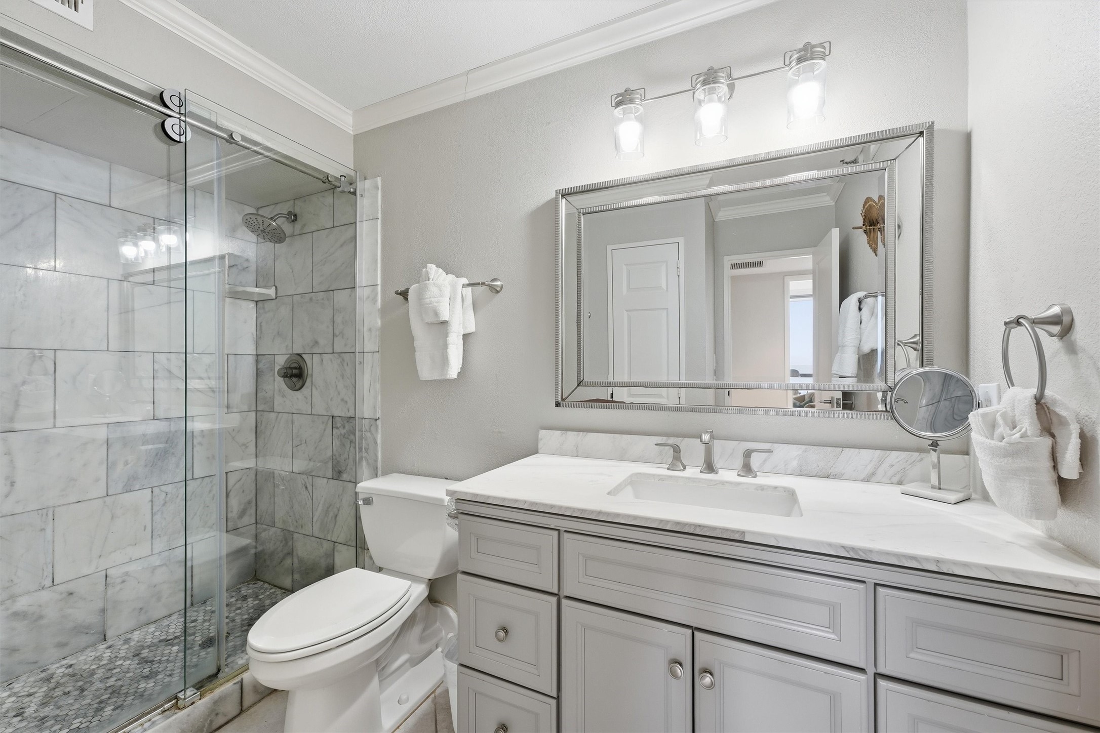 5220 Seawall Boulevard 736 Property Photo 18