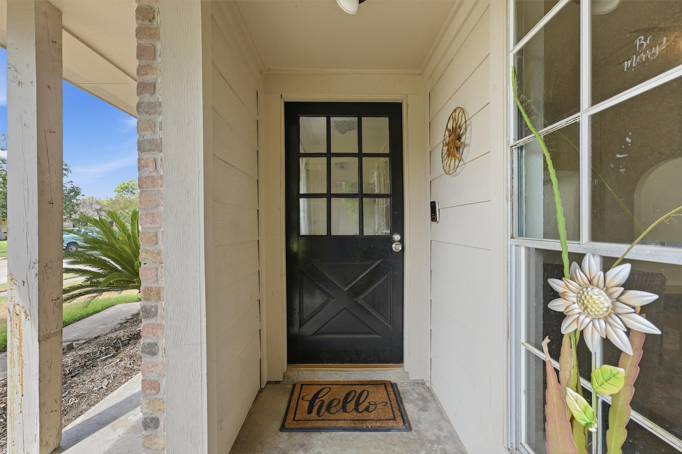 19414 Lazy Valley Drive Property Photo 4
