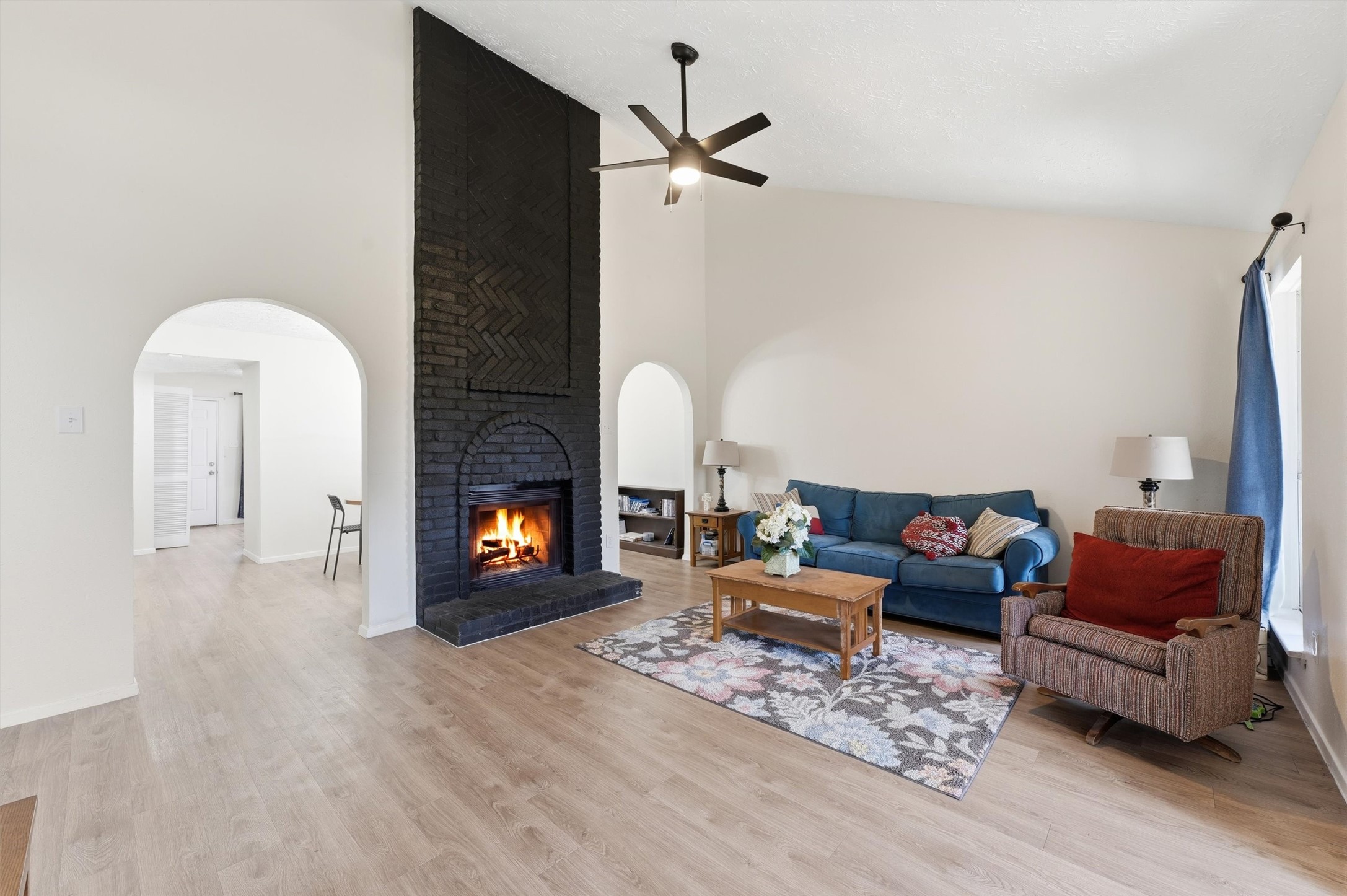 19414 Lazy Valley Drive Property Photo 6