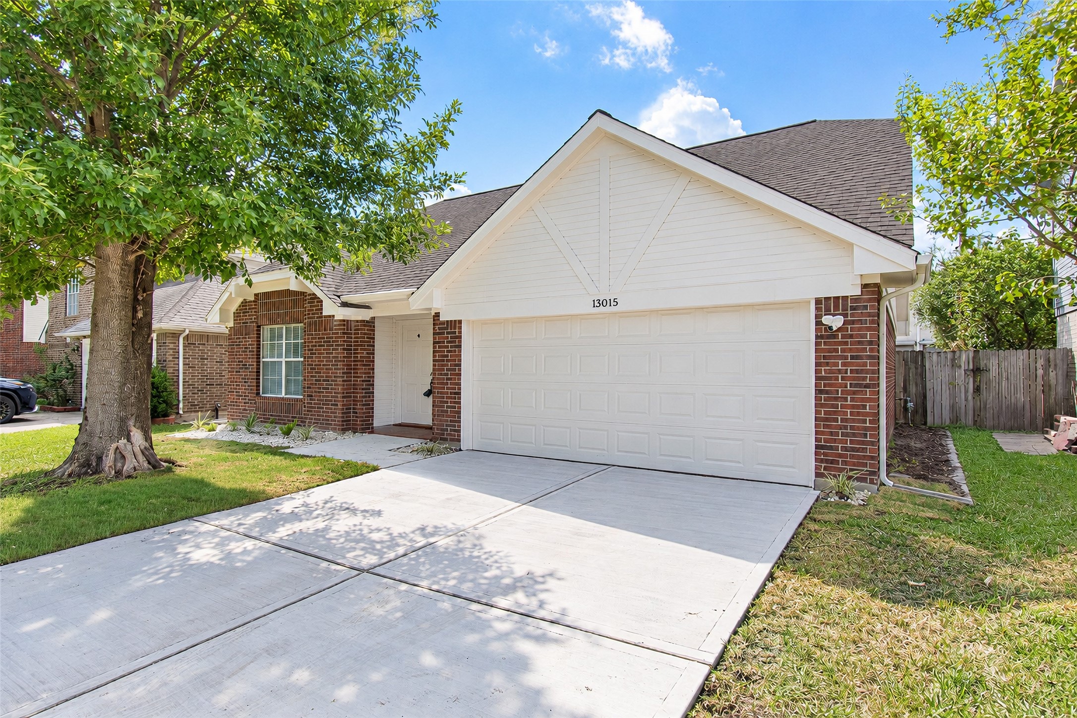 13015 Careywood Drive Property Photo 3