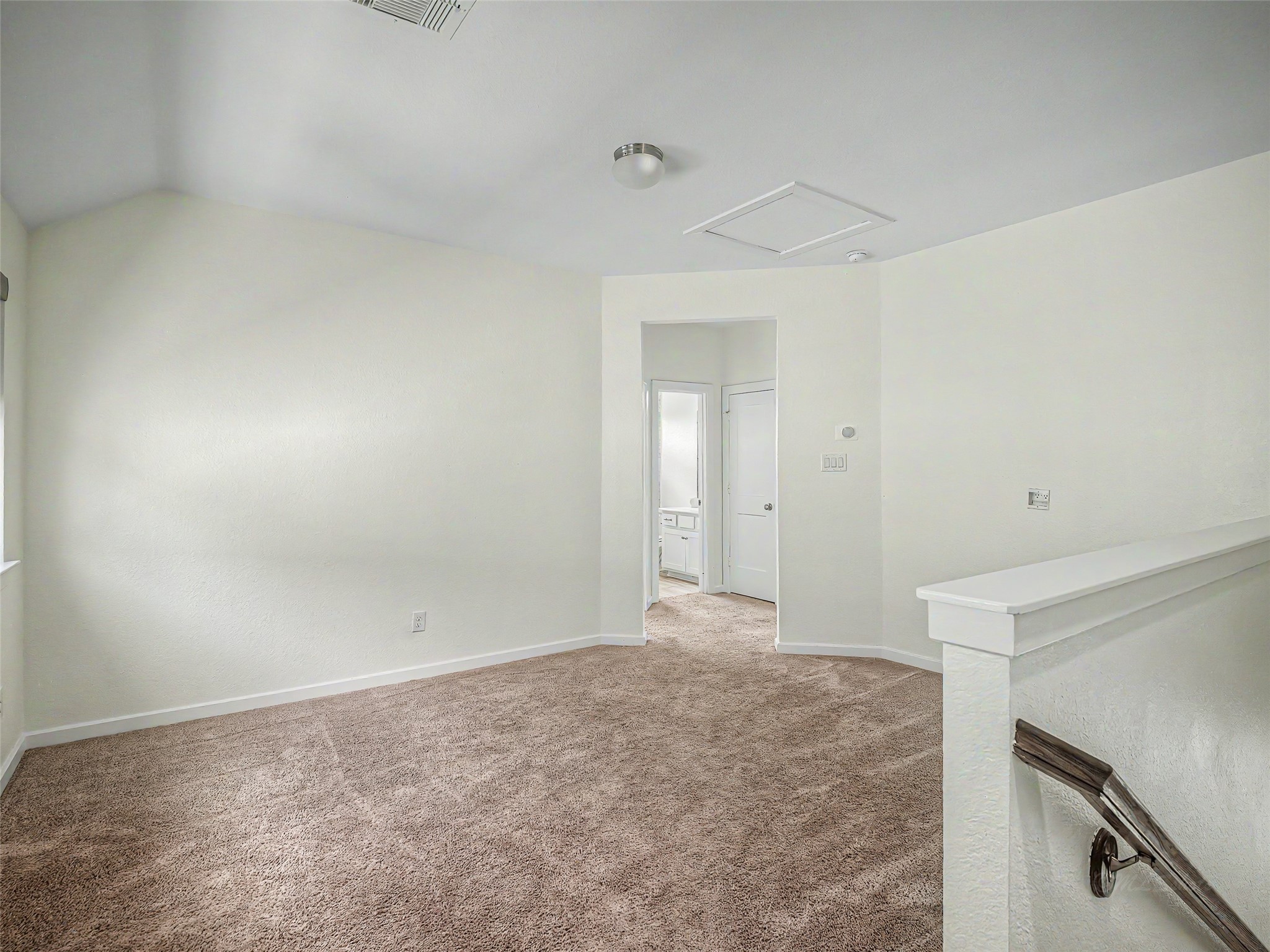 6019 Dovetail Cliff Court Property Photo 24
