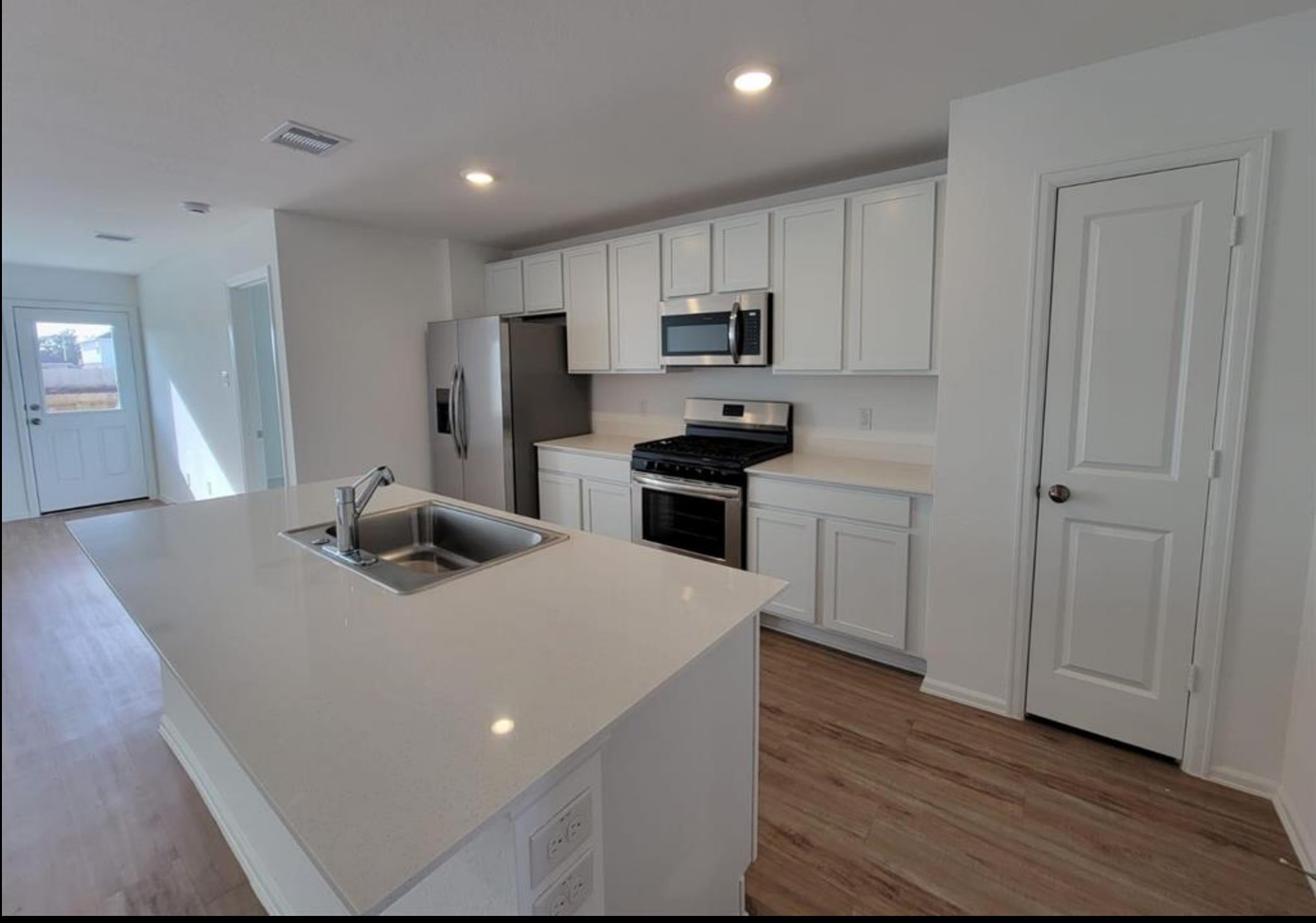 4214 Briarstone Knoll Trail Property Photo 3