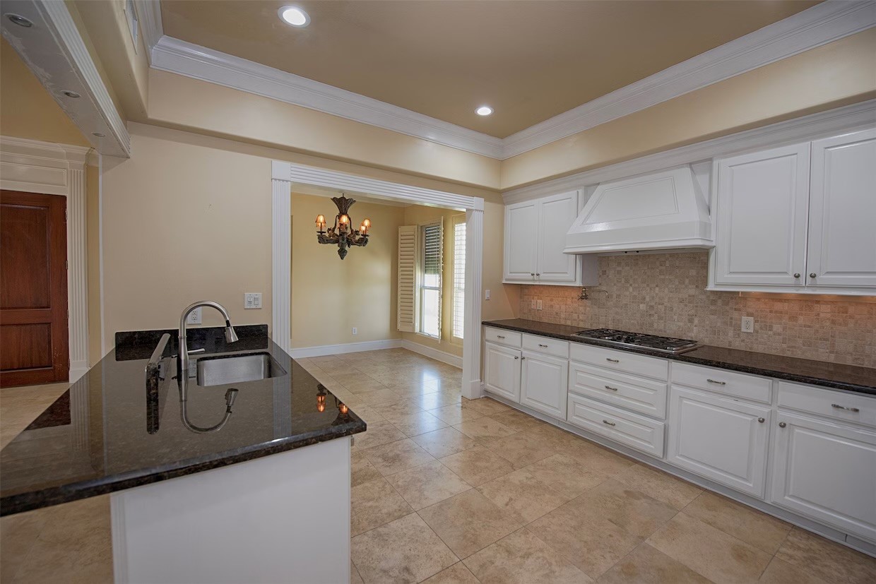 2293 E Bayshore Drive Property Photo 12