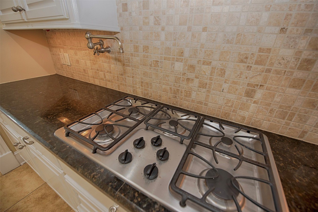 2293 E Bayshore Drive Property Photo 15