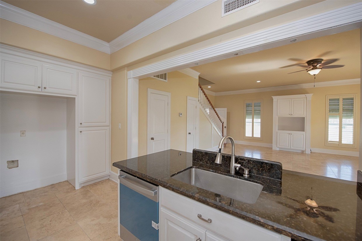 2293 E Bayshore Drive Property Photo 17