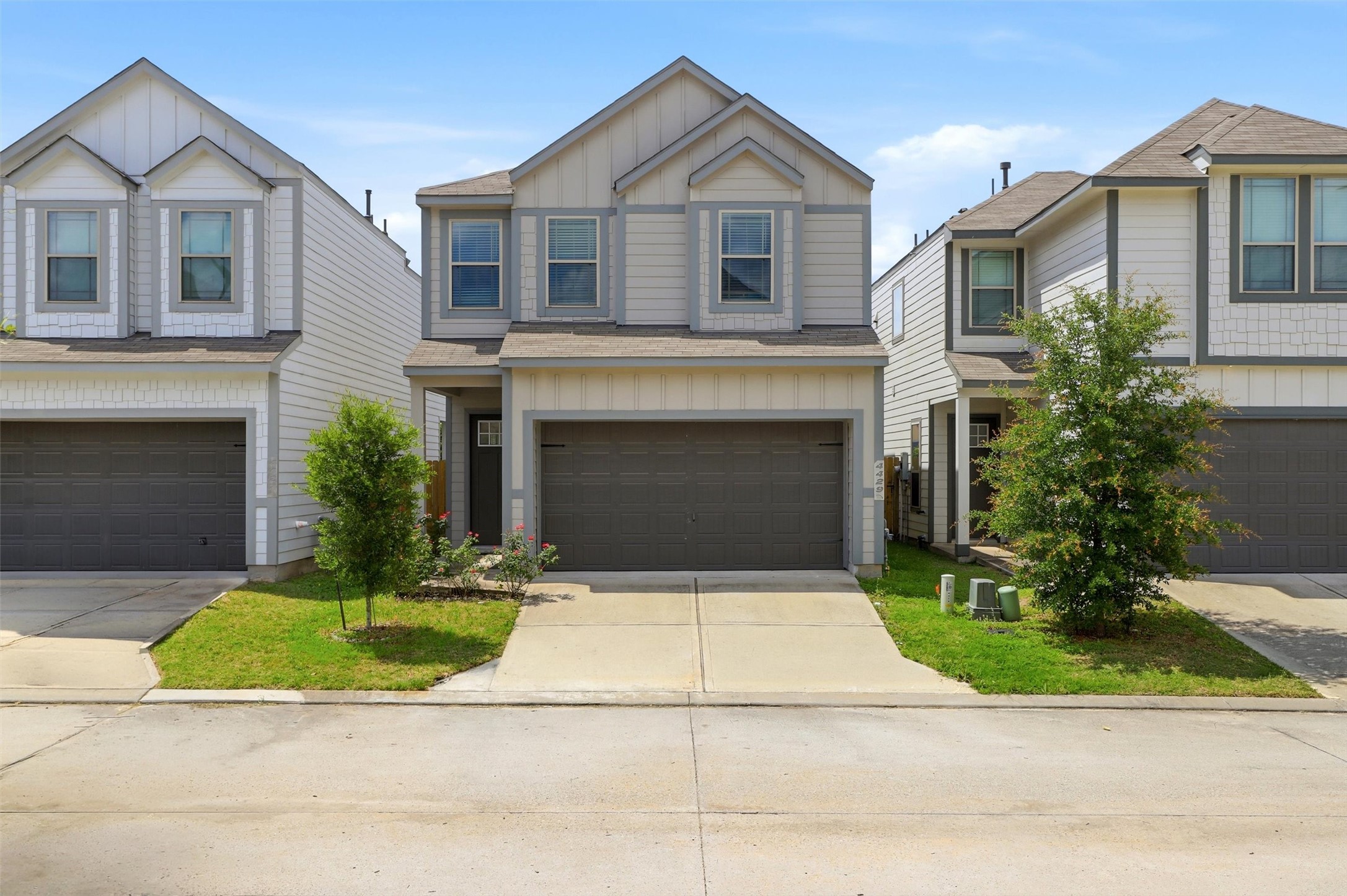 4429 Ibiza Lane Property Photo 1