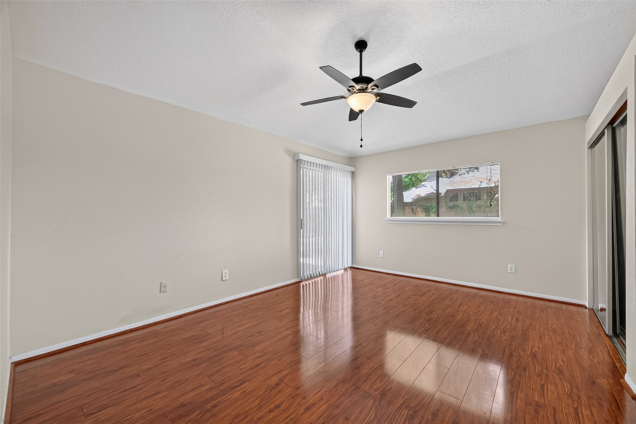 2931 Parkwood Manor Drive Property Photo 12
