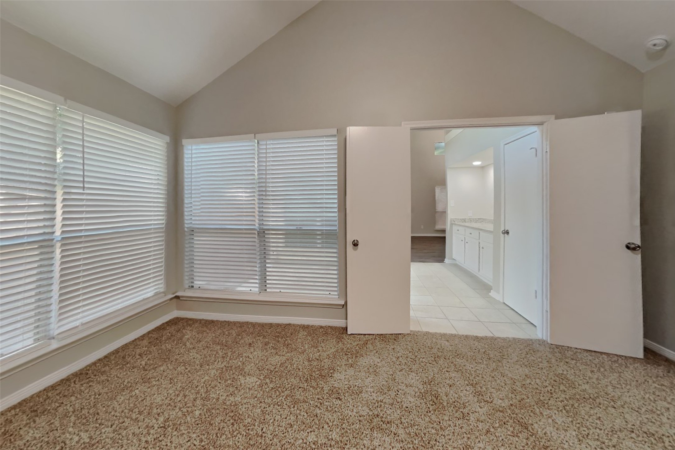 22 S Rain Forest Court Property Photo 8