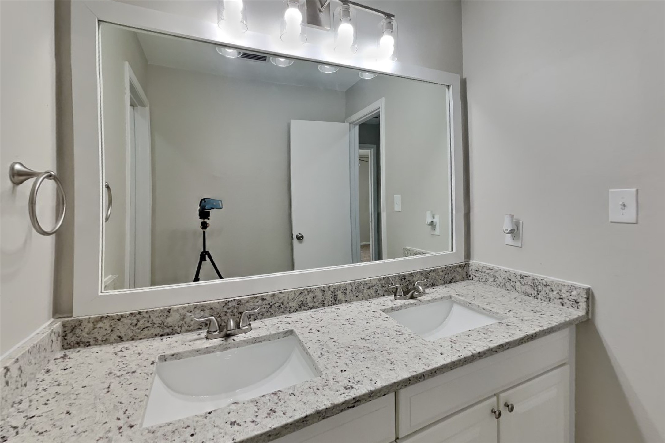 22 S Rain Forest Court Property Photo 16