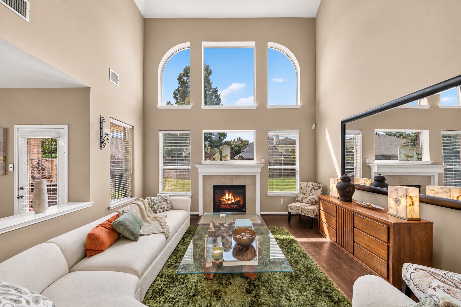17711 Creek Bluff Lane Property Photo 4