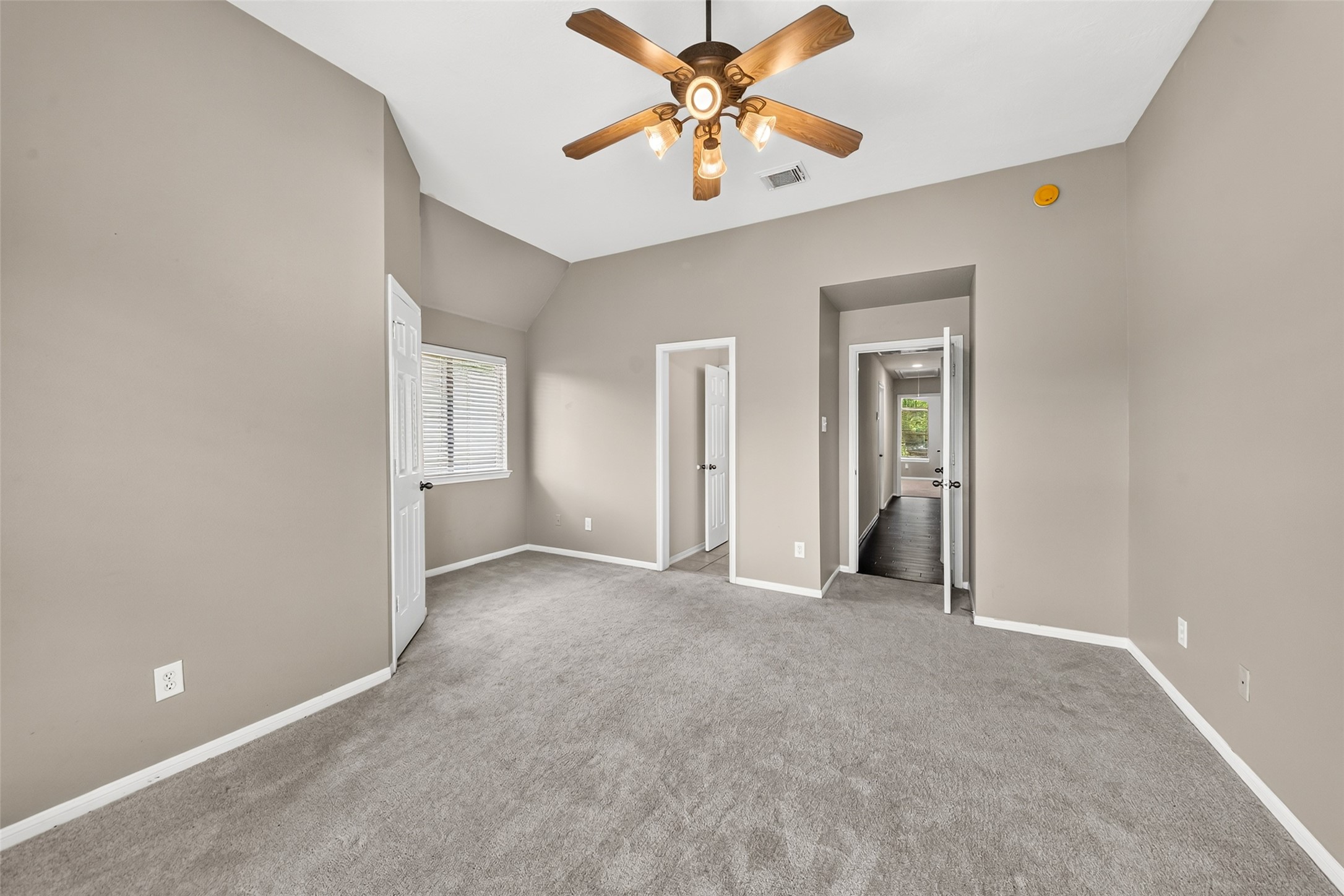 17711 Creek Bluff Lane Property Photo 19