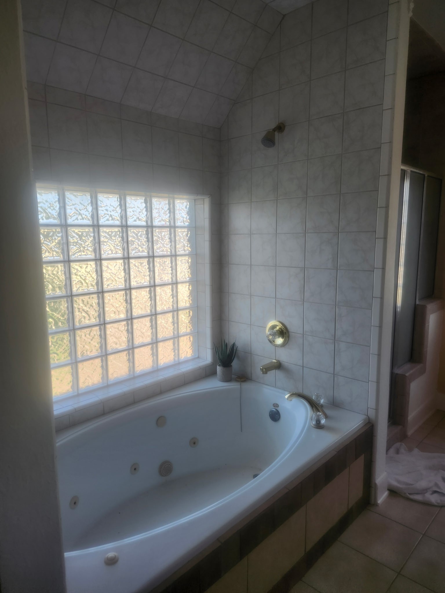6015 Ladonia Street Property Photo 28