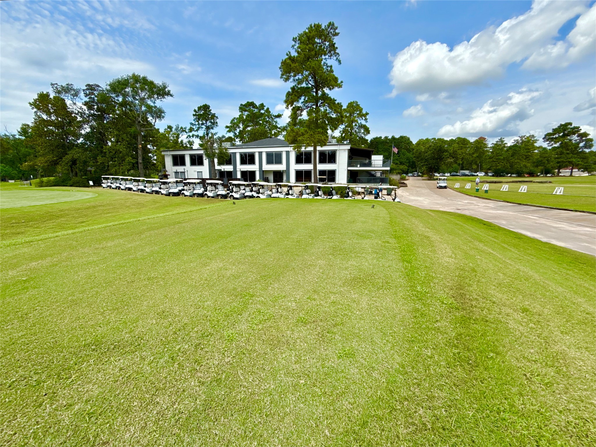 49 Robert E Lee Drive Property Photo 9