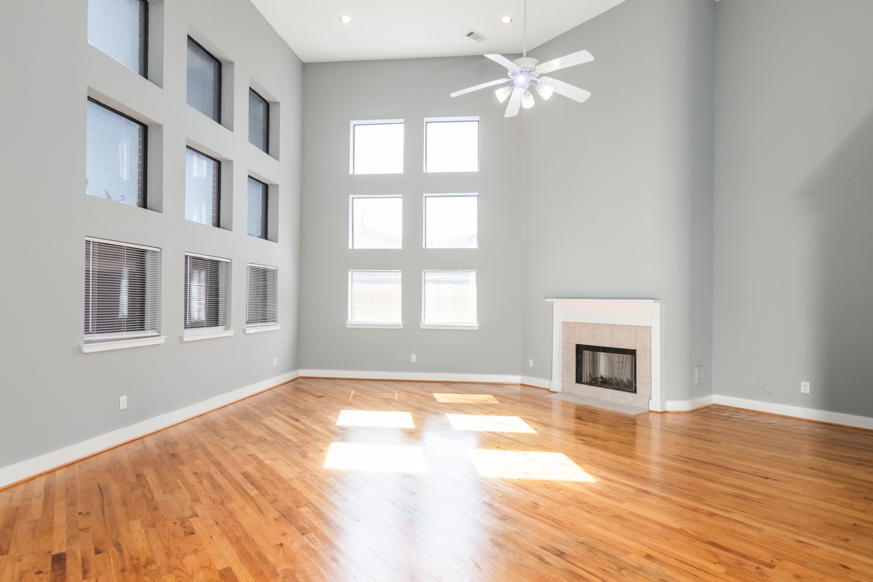 Pershing Middle School Real Estate Listings Main Image