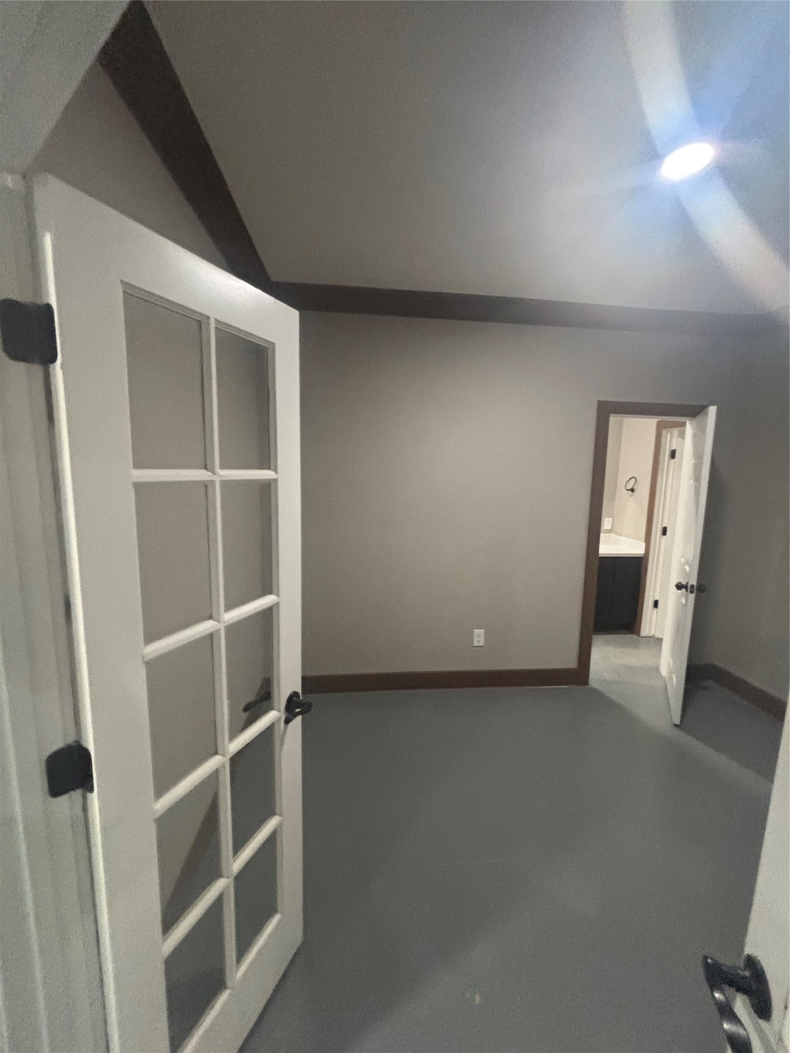 9480 Plum Grove Road Property Photo 3