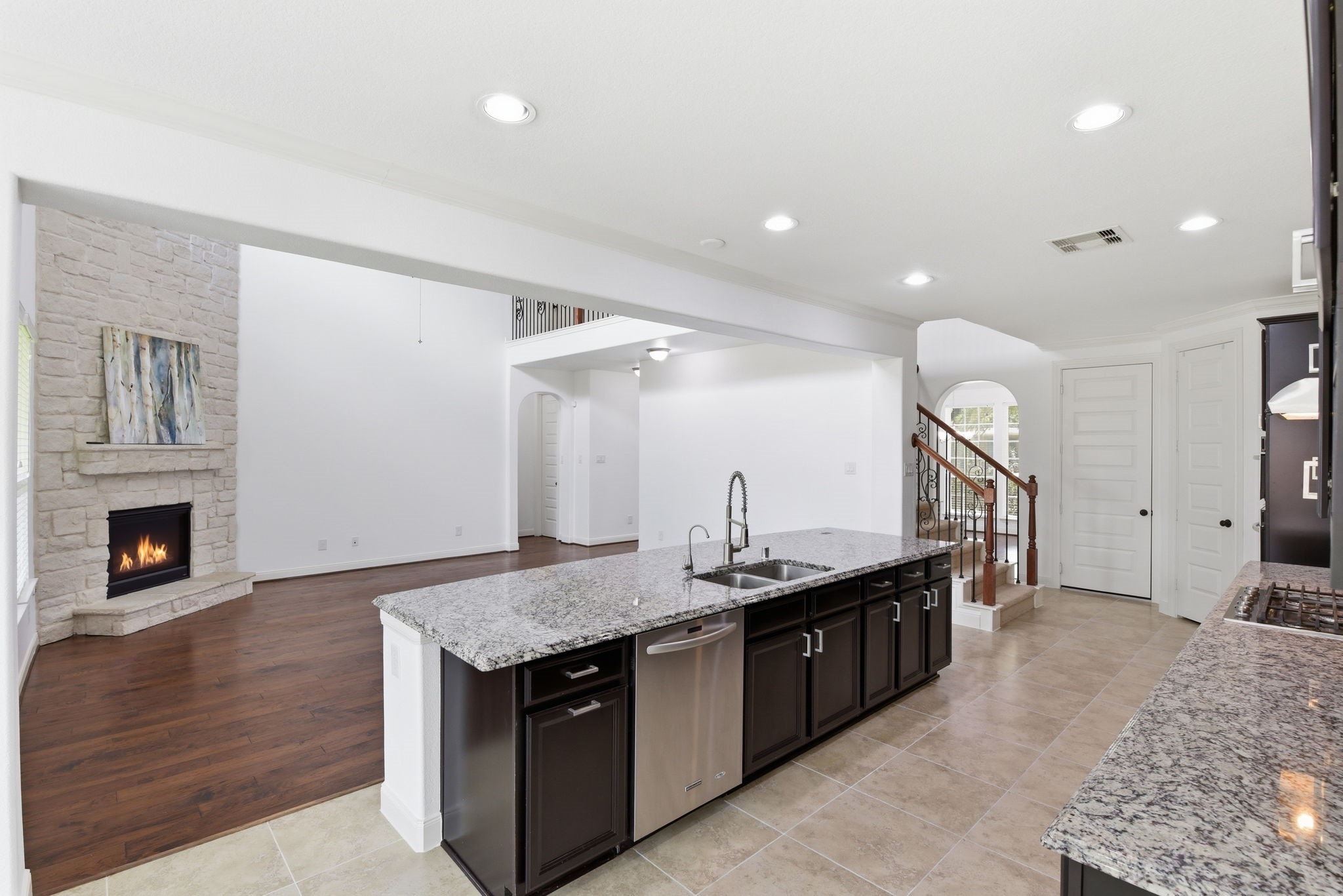 6010 Green Meadows Lane Property Photo 15