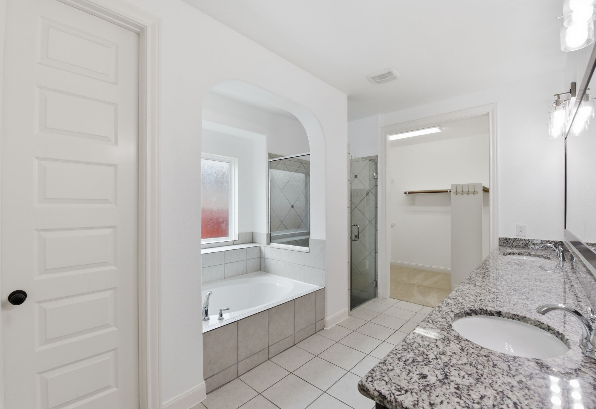 6010 Green Meadows Lane Property Photo 18
