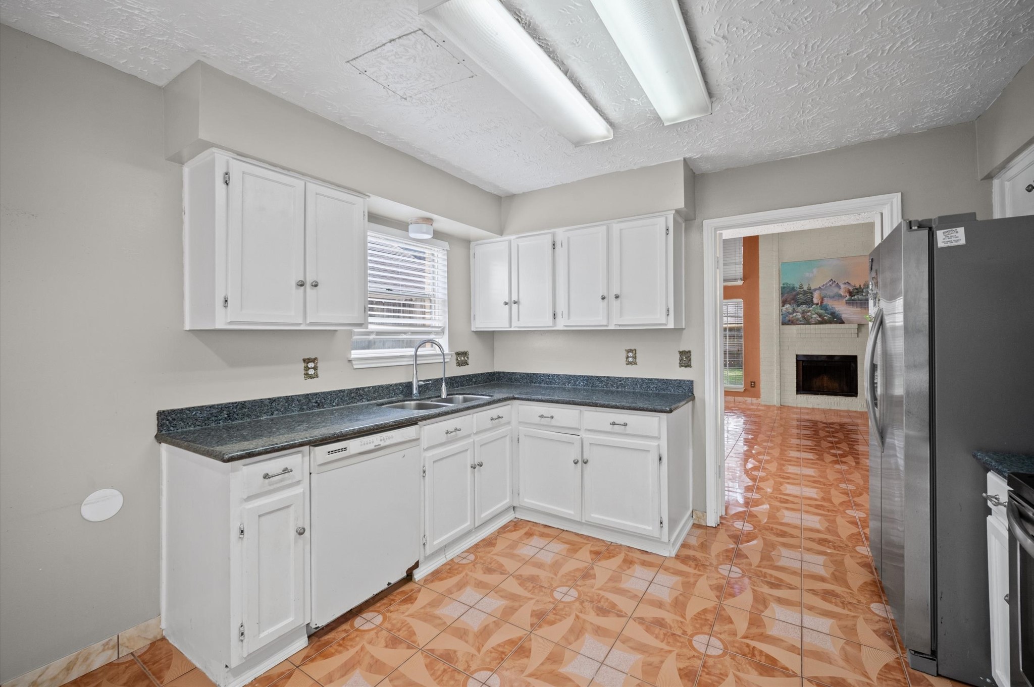 4711 Newpark Drive Property Photo 10