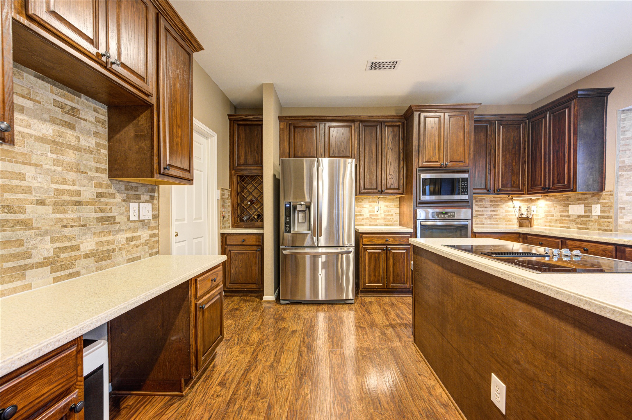 3211 Hickory Grove Lane Property Photo 7