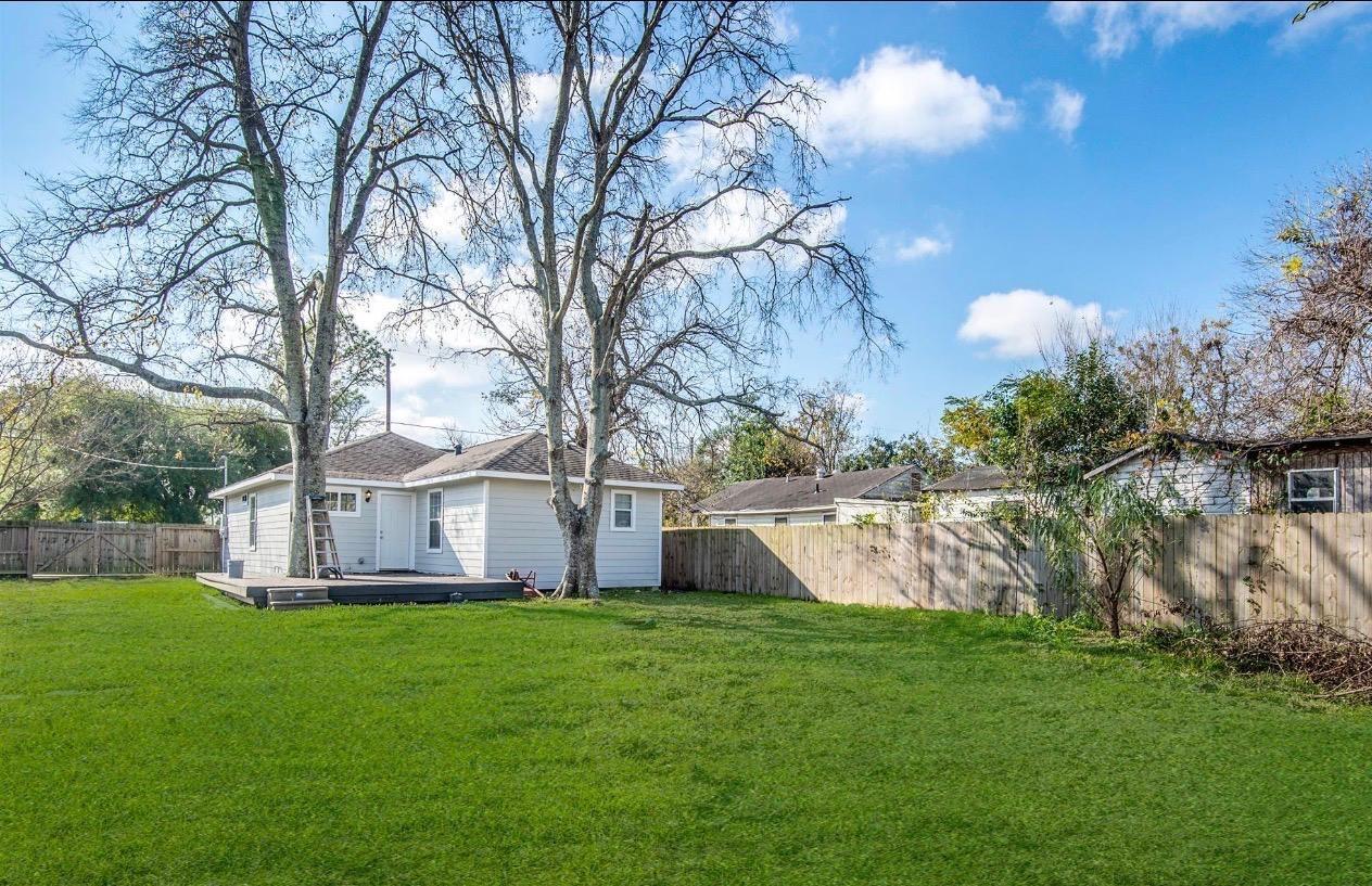 4717 Mallow Street Property Photo 3