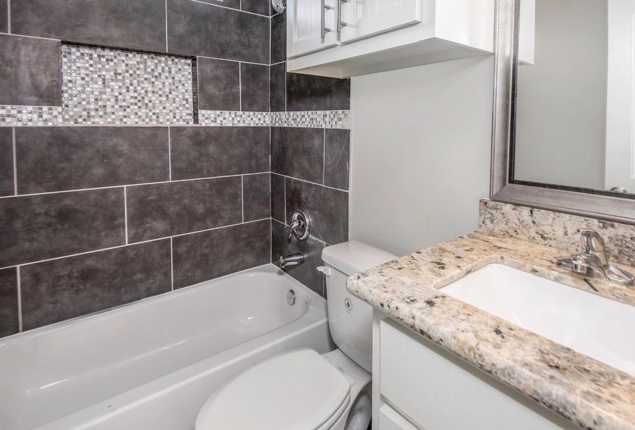 4717 Mallow Street Property Photo 5