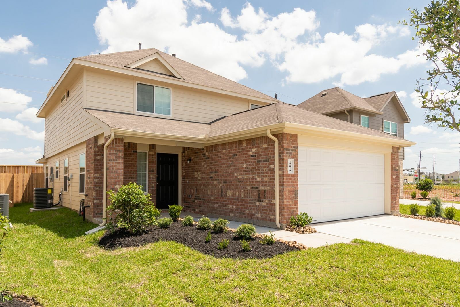 17014 Hailey Harbor Drive Property Photo 1