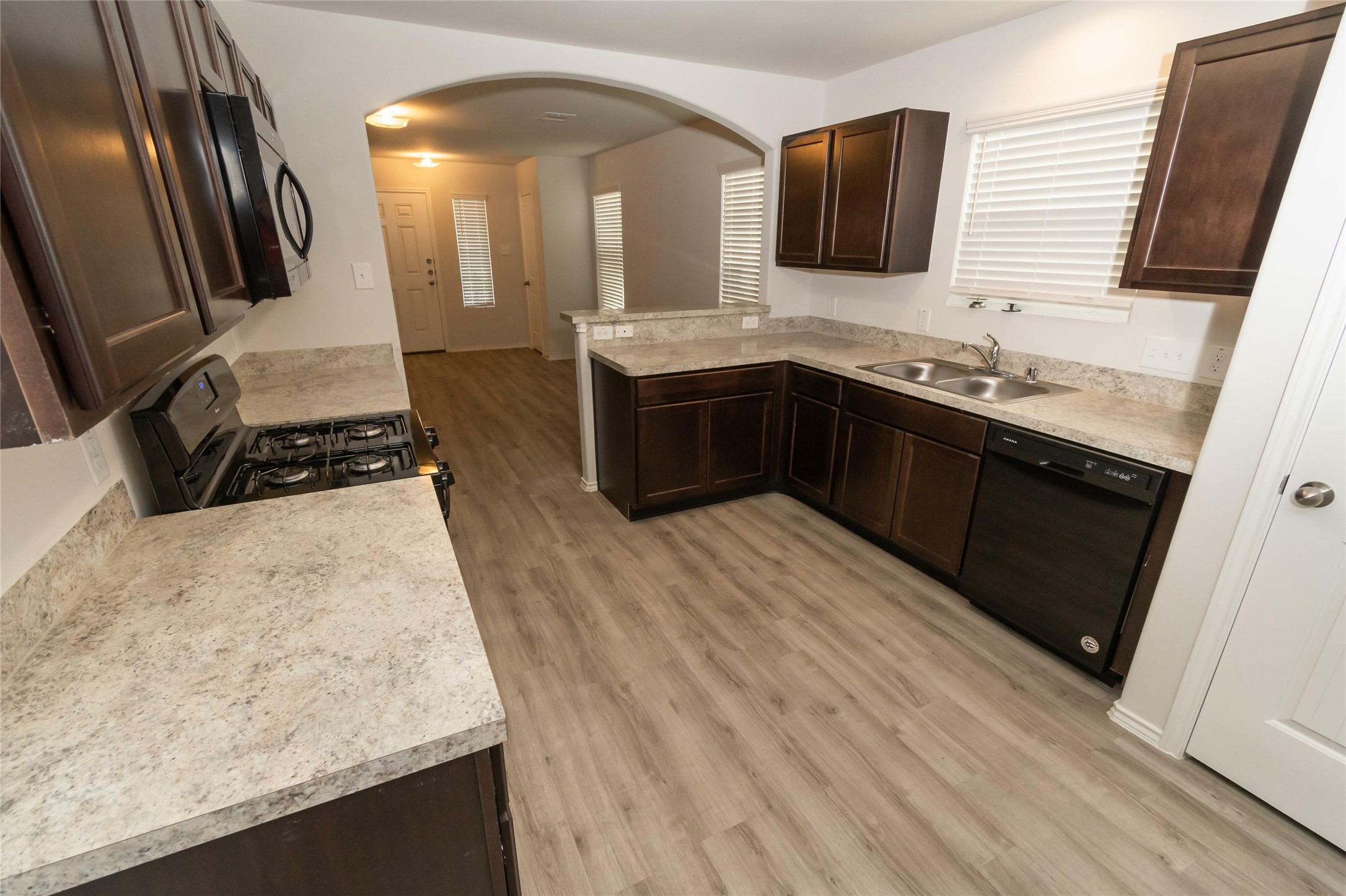 17014 Hailey Harbor Drive Property Photo 3