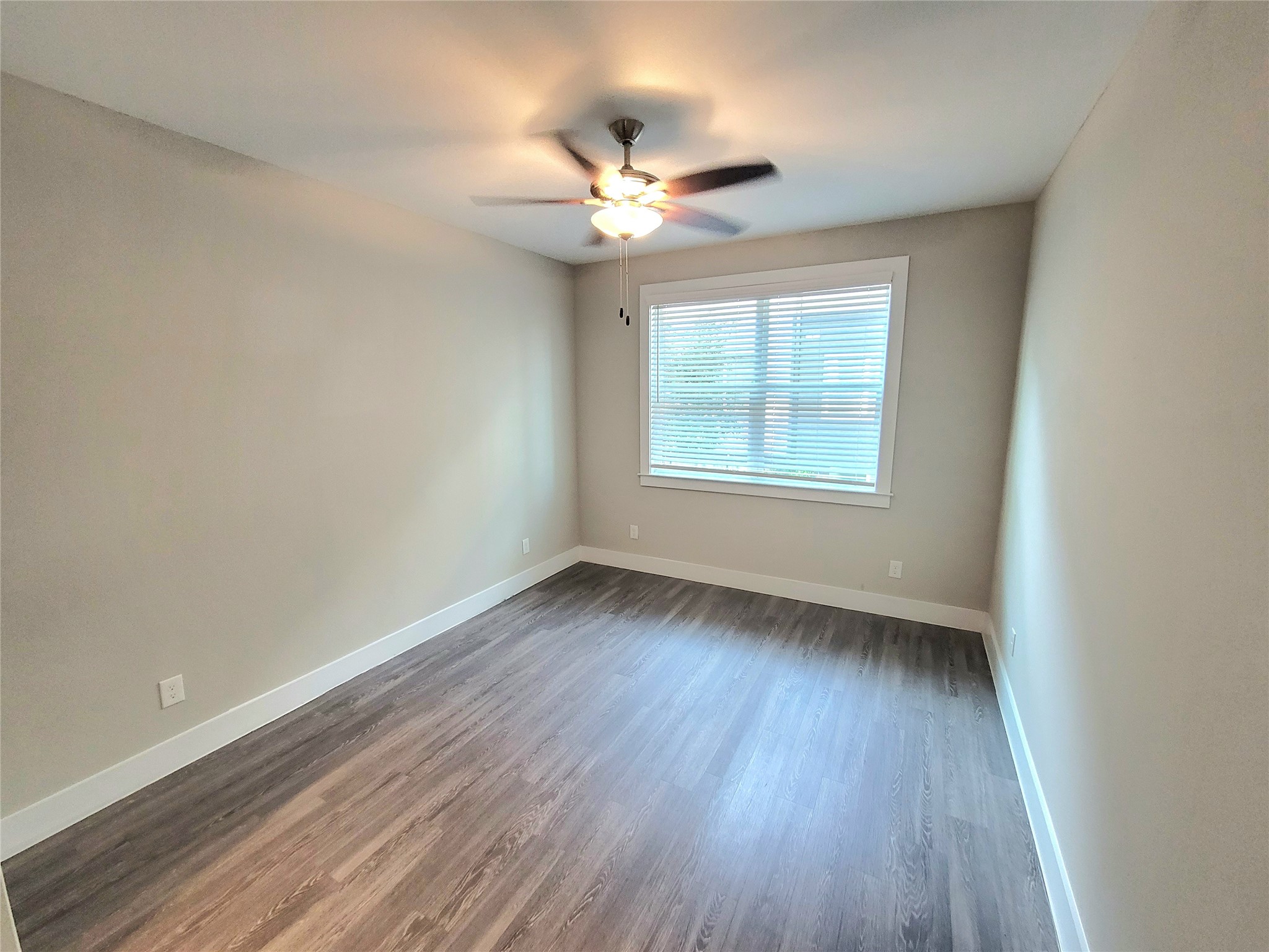 1720 Crestdale Drive 2207 Property Photo 6