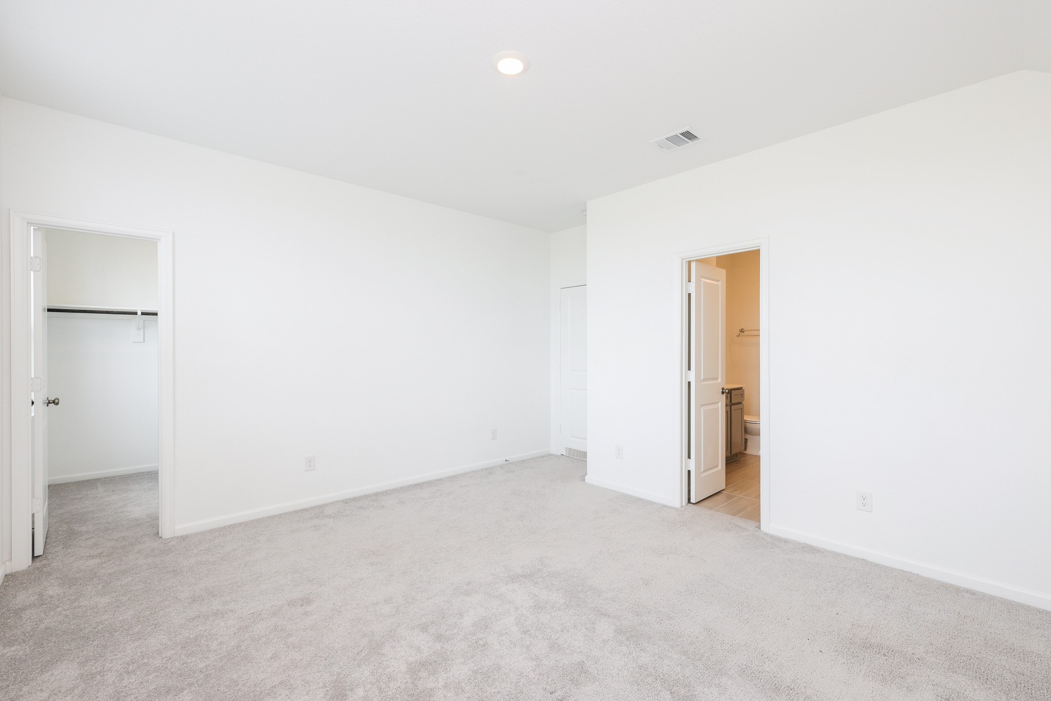 5403 Holly Haven Court Property Photo 10
