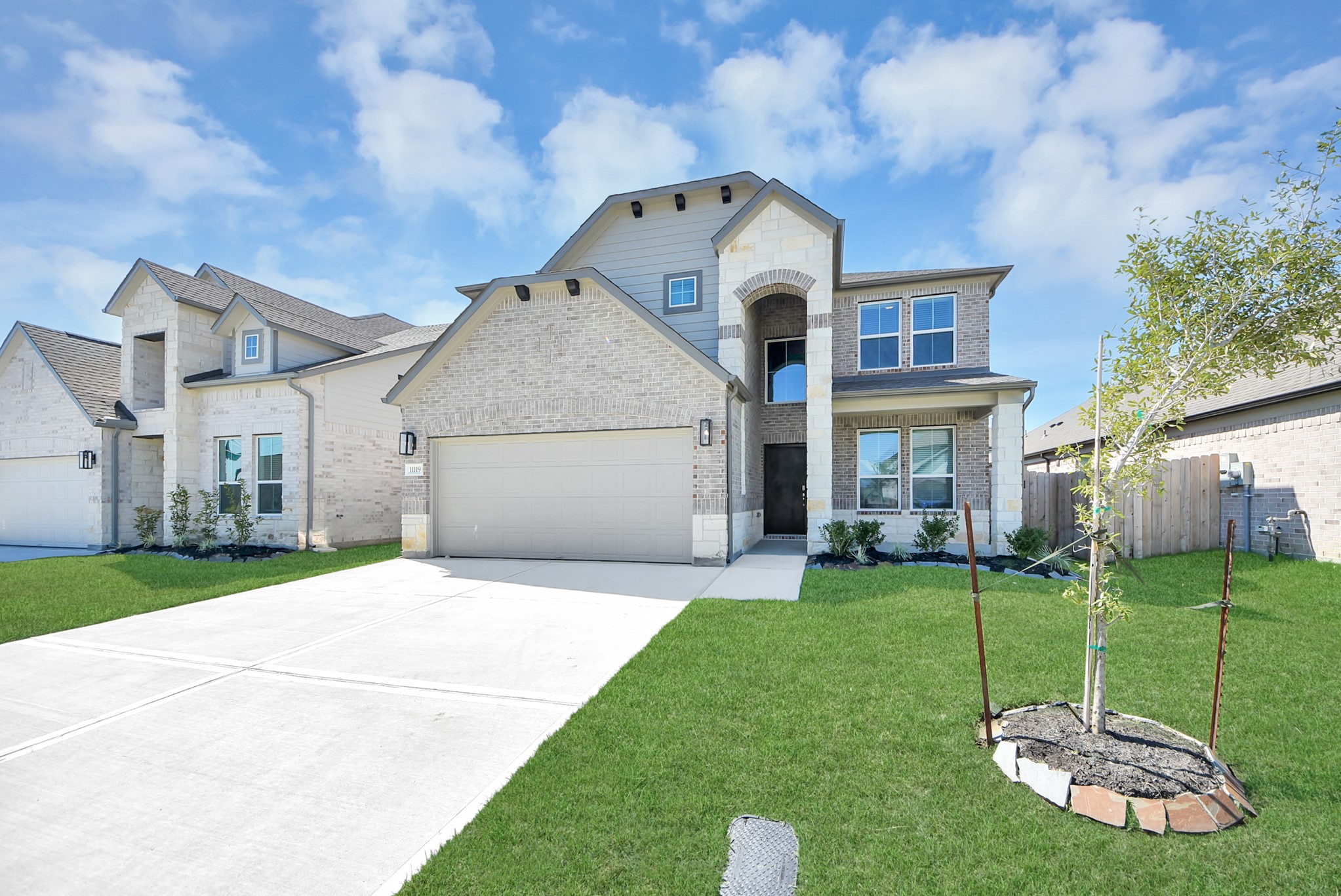 11119 Rose River Drive Property Photo 3