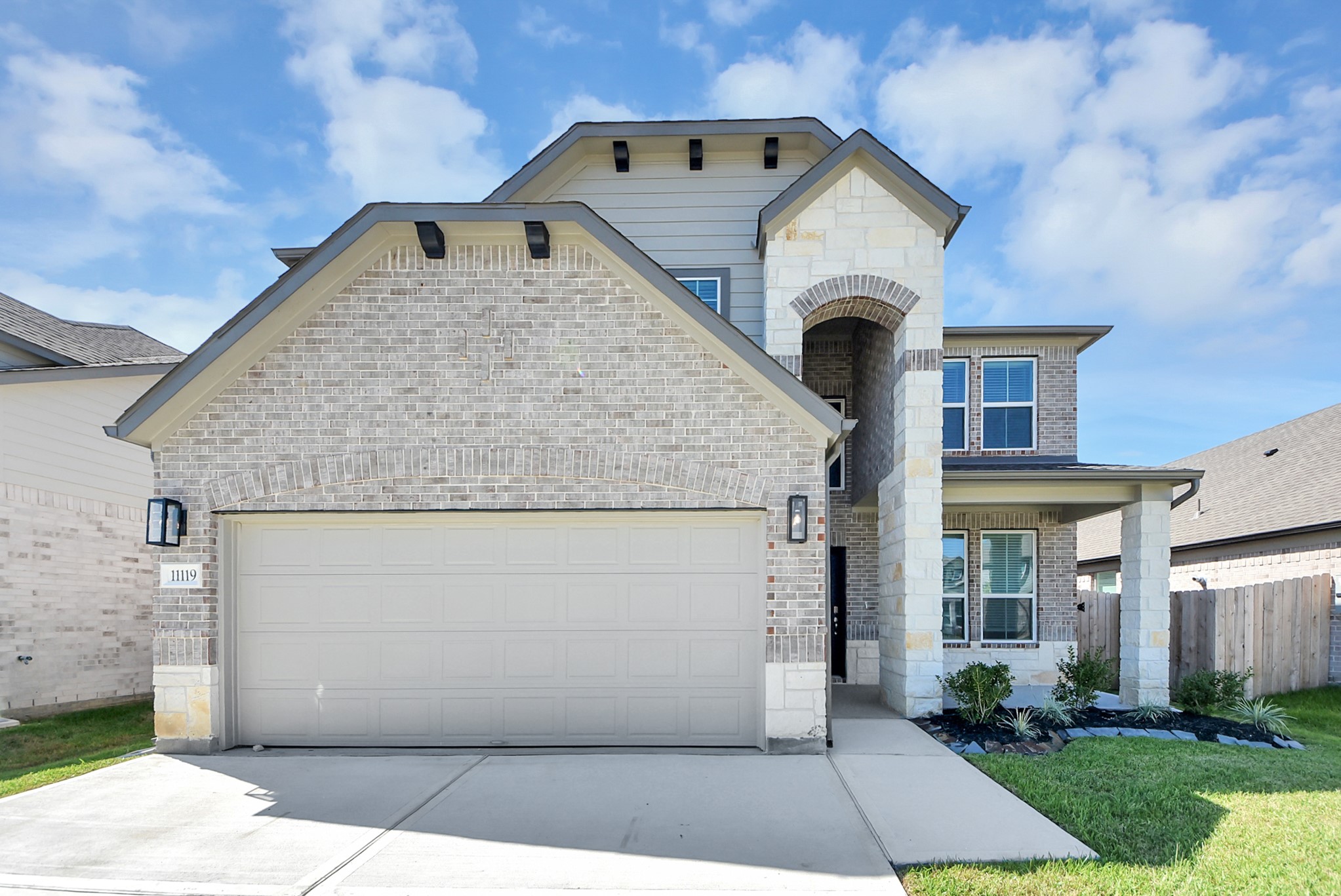 11119 Rose River Drive Property Photo 4