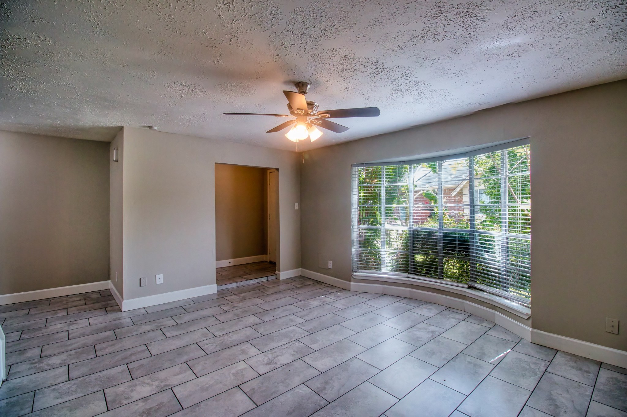 6393 S Briar Bayou Drive Property Photo 6
