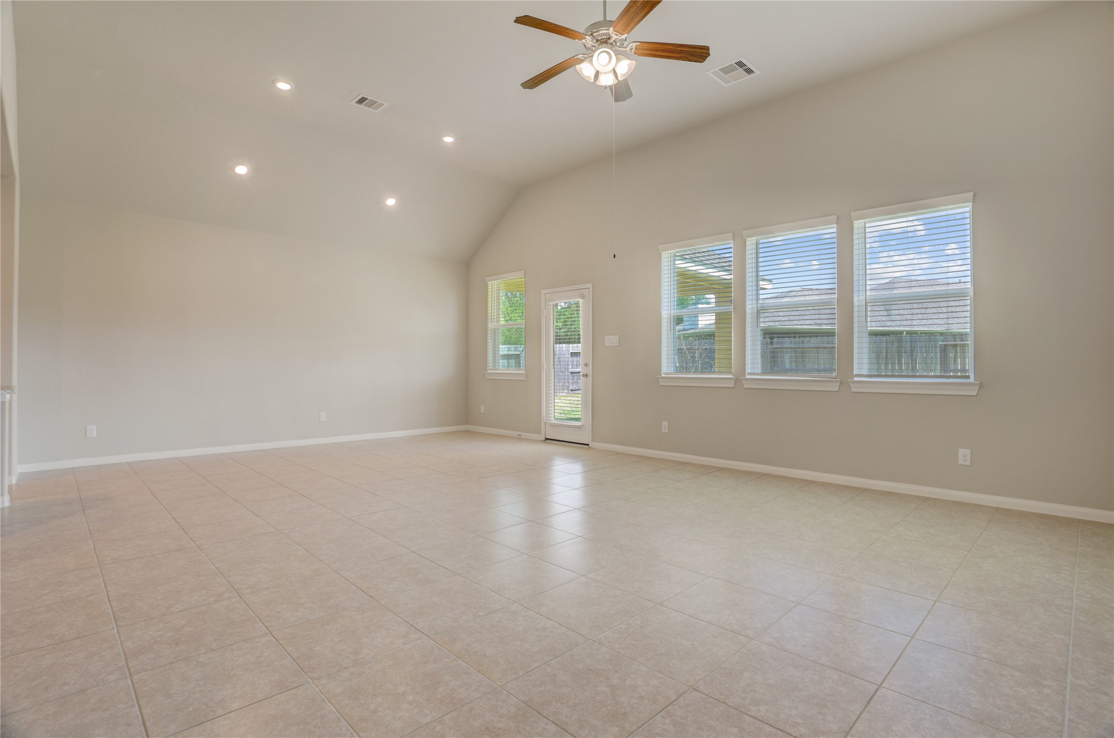 1769 Hickory Place Property Photo 13