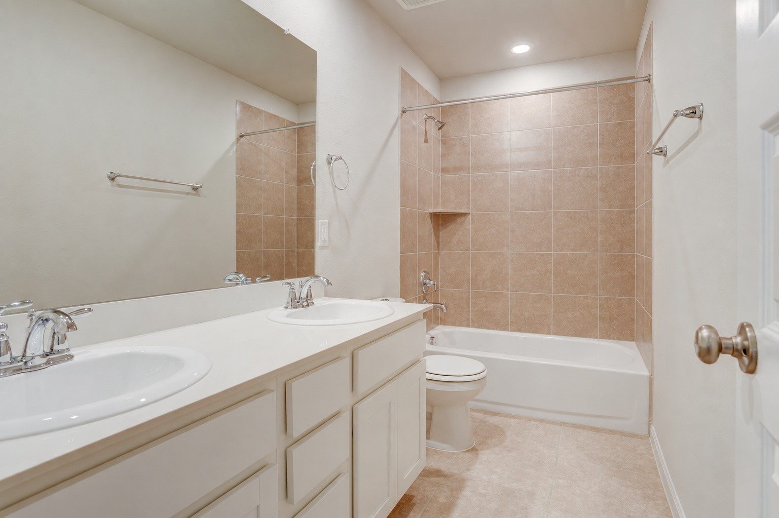 1769 Hickory Place Property Photo 21