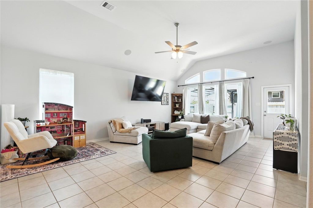 8603 Herring Lane Property Photo 6