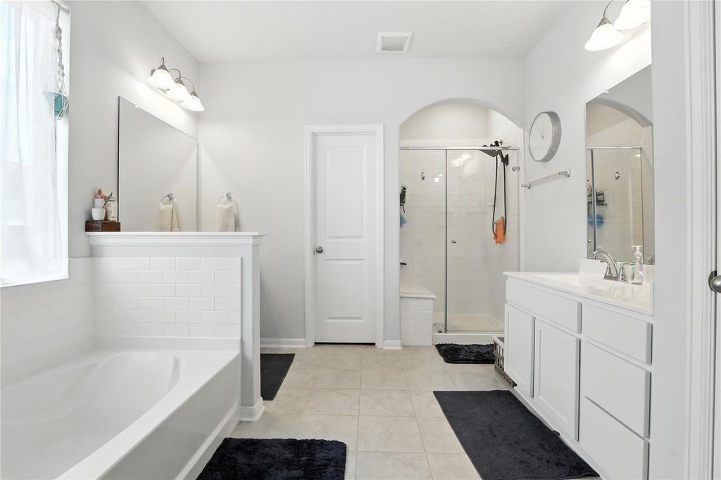 8603 Herring Lane Property Photo 12