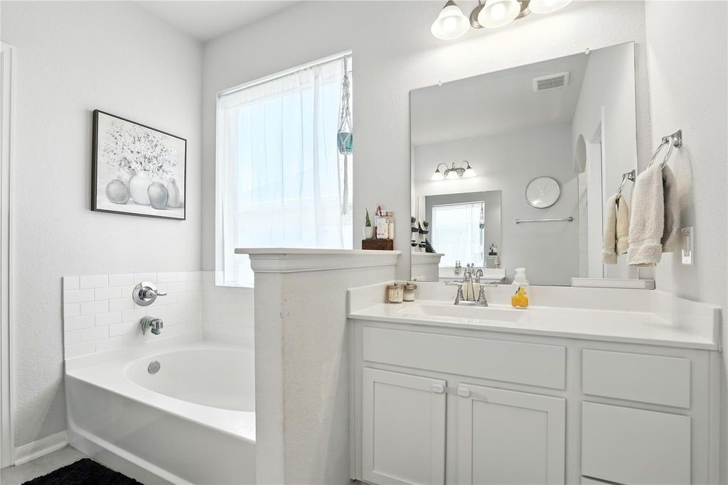 8603 Herring Lane Property Photo 13