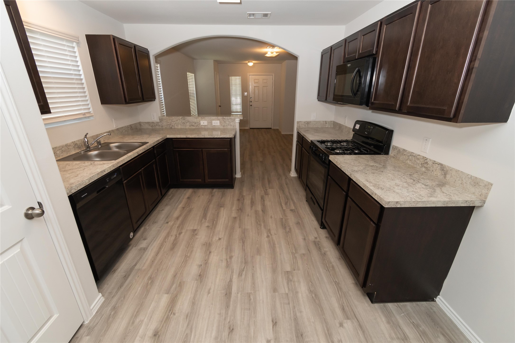 16911 Lacey Bell Lane Property Photo 4