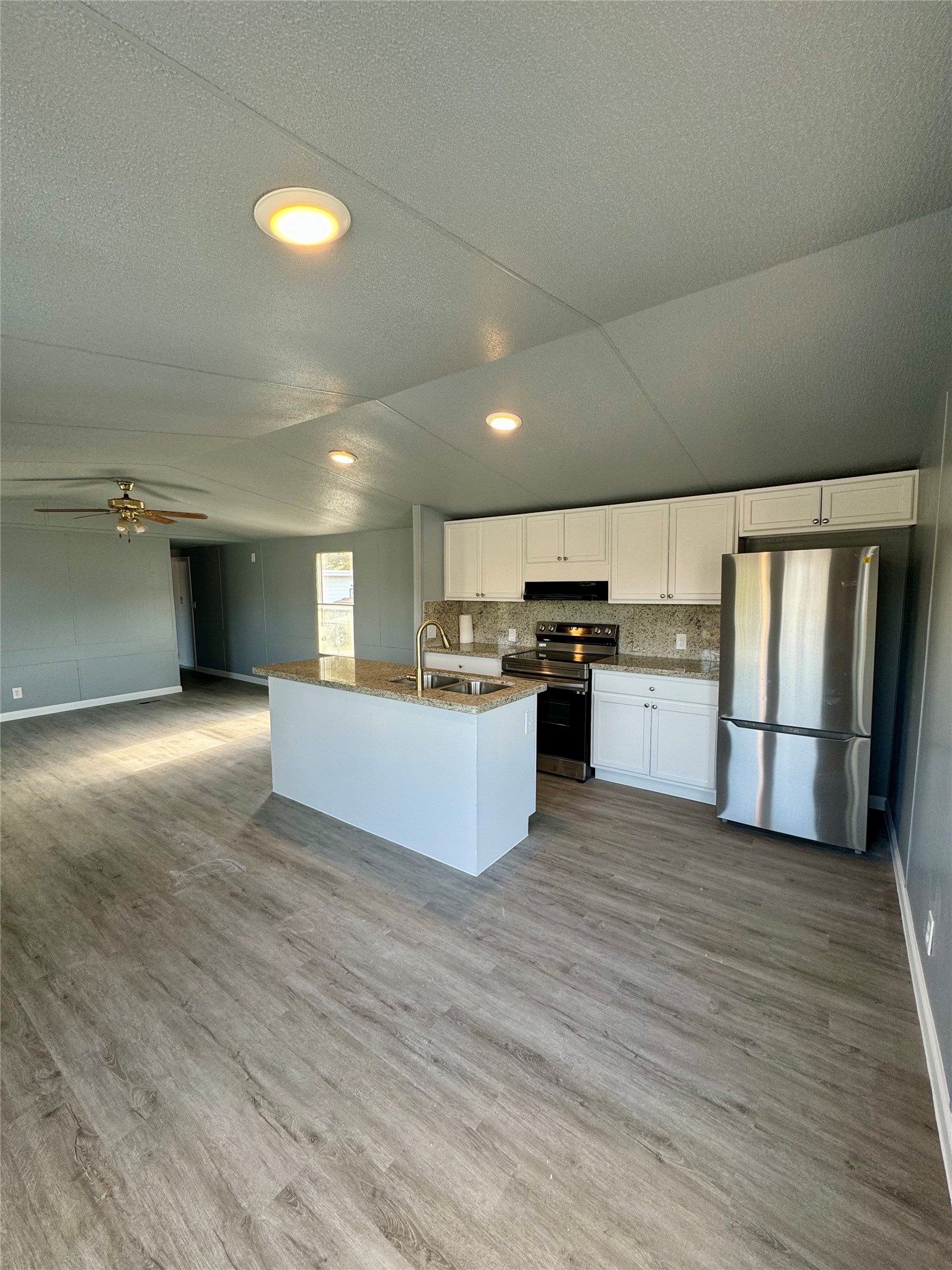 9017 Taub Road I Property Photo 1