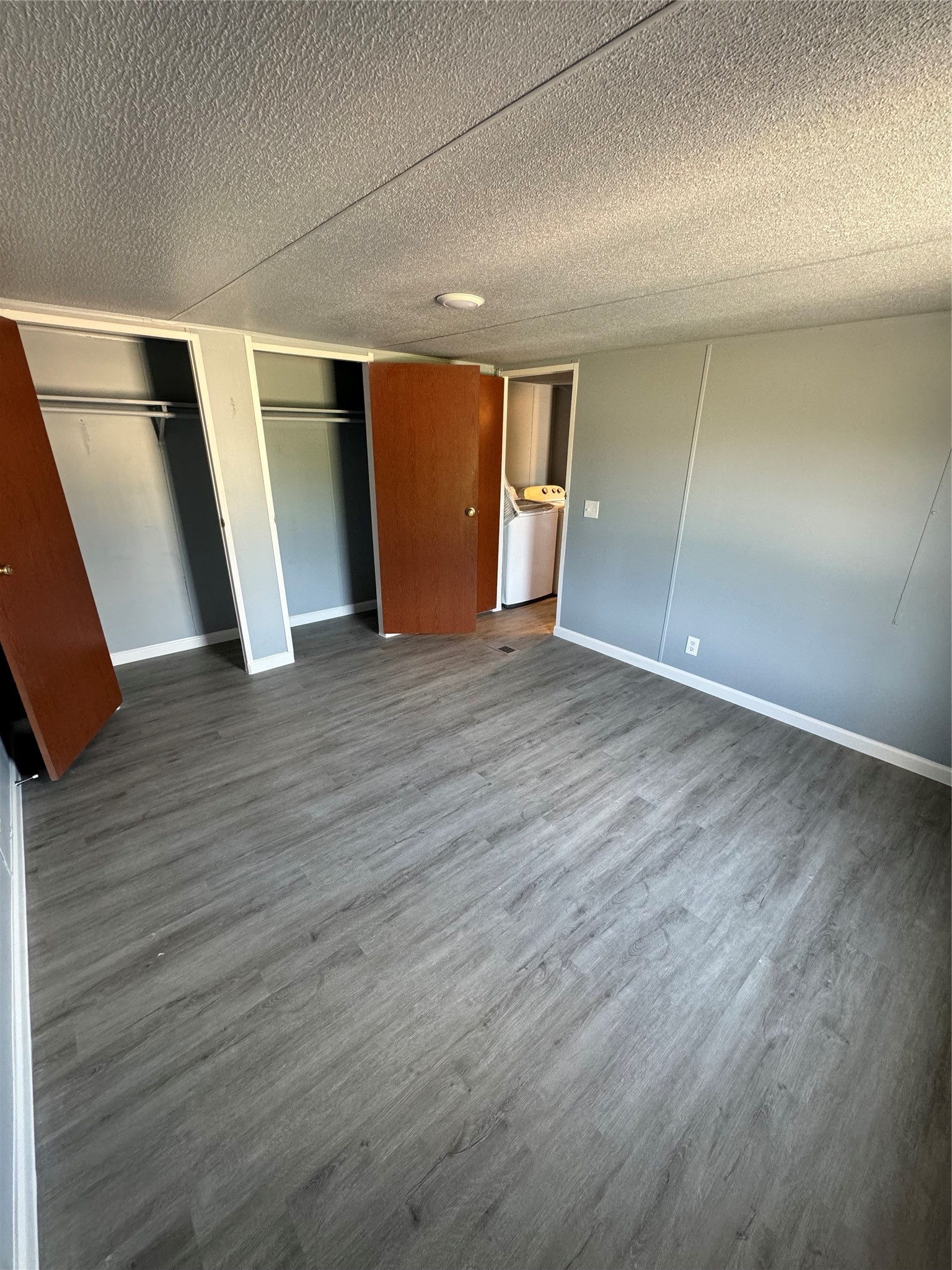 9017 Taub Road I Property Photo 17
