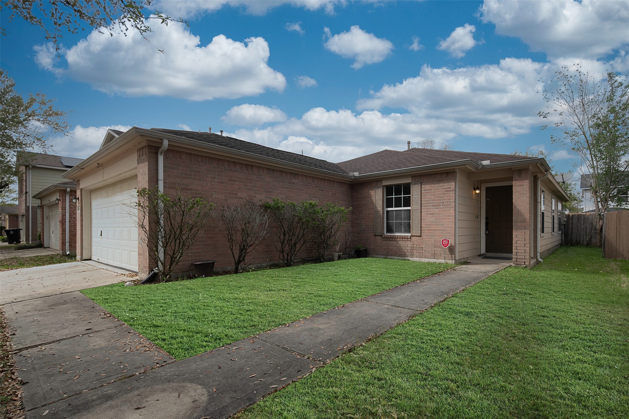 4211 Wayside Stream Lane Property Photo 1