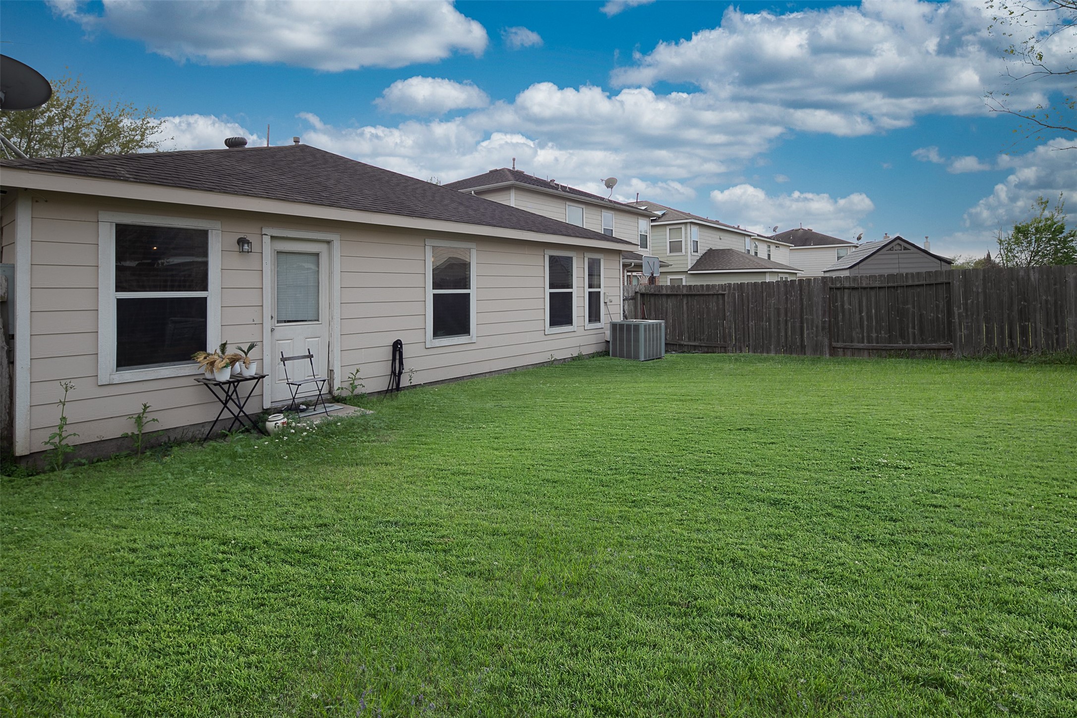 4211 Wayside Stream Lane Property Photo 6