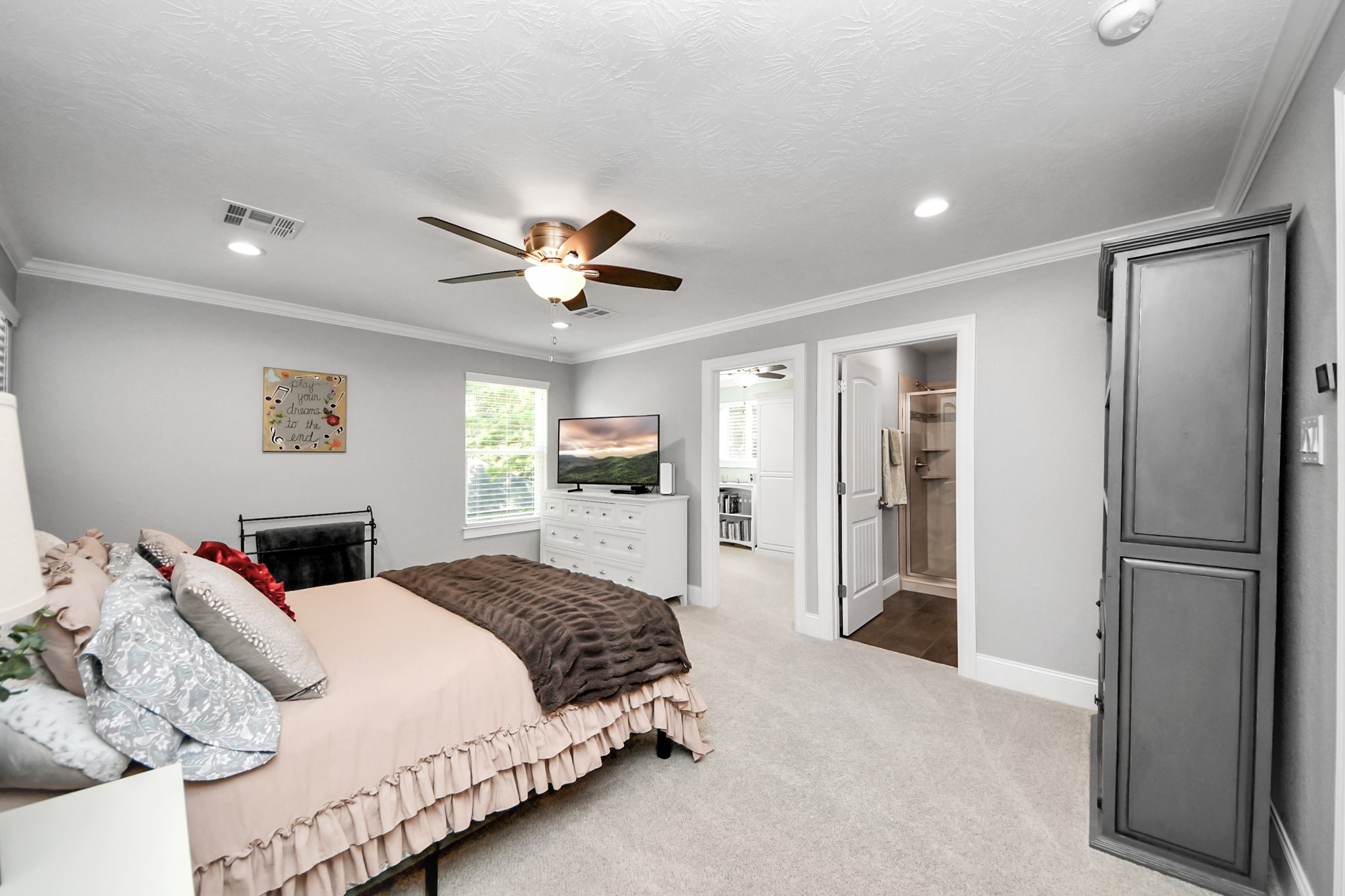 9634 Longmire Creek Way Property Photo 35