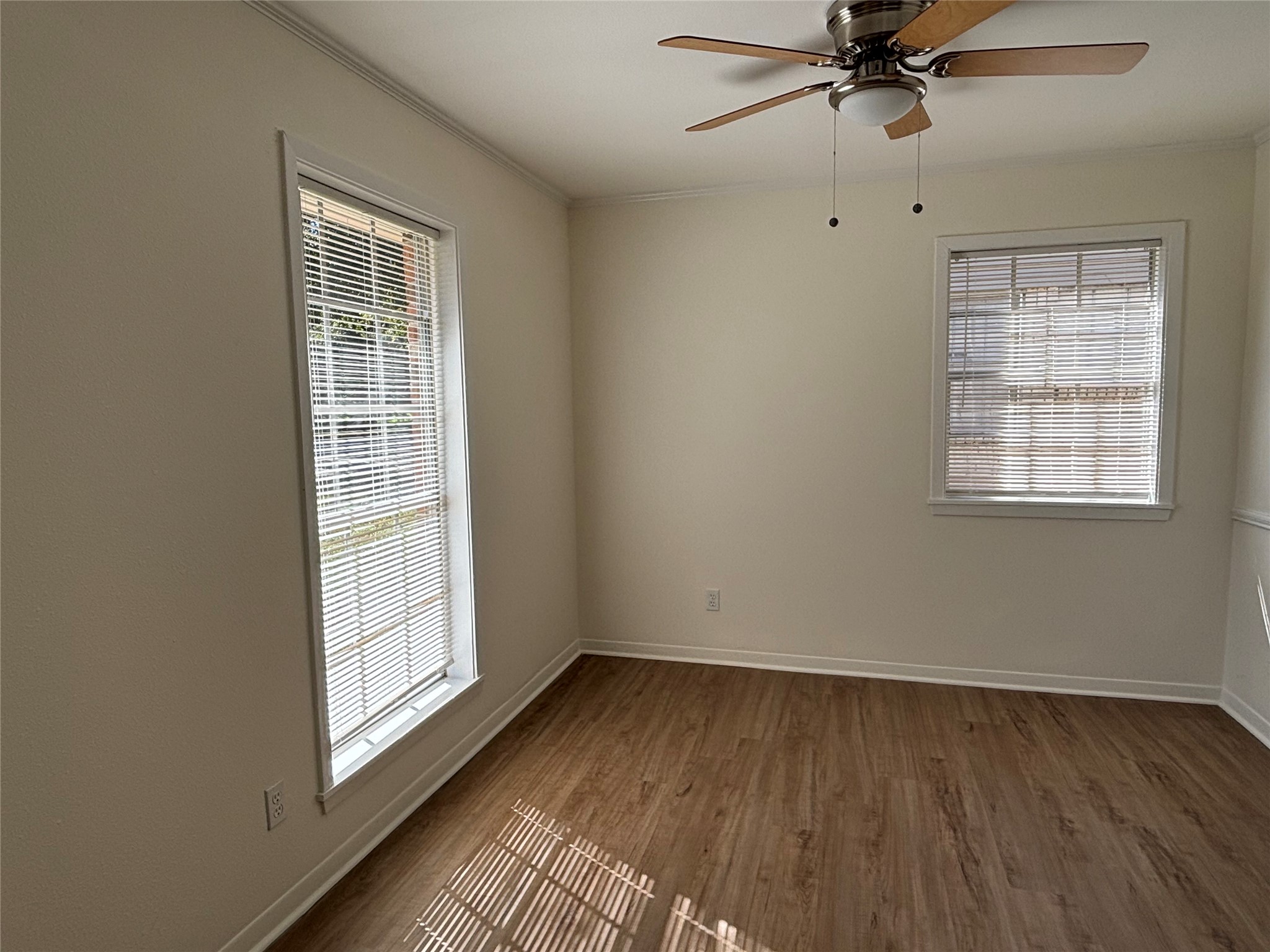 1009 Lawndale Avenue Property Photo 10