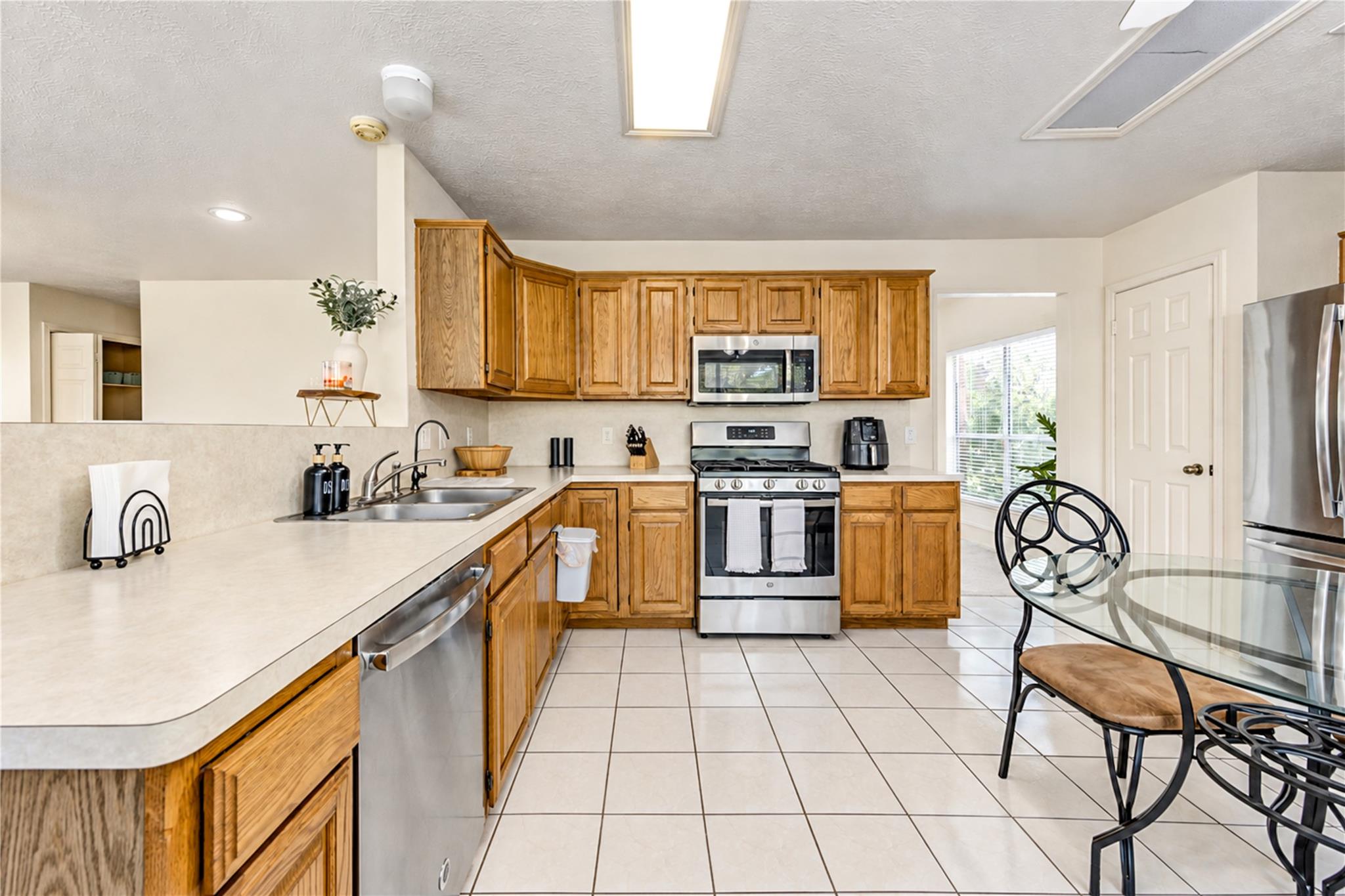 13422 Blackbird Drive Property Photo 5